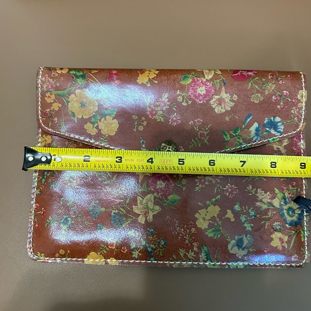 NWOT Patricia Nash Floral Brown Clutch - Picture 5 of 6